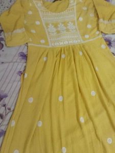 Yellow Naira Cut Kurti With Plazoo