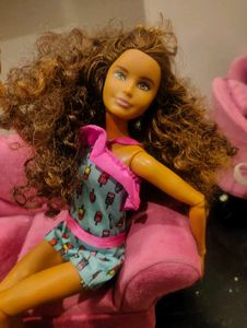 Very Unique Curly Haired Barbie With Skipper Face