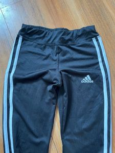 Adidas leggings 🫶🏻brand New