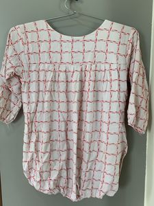A Pretty Balloon Sleeves Top