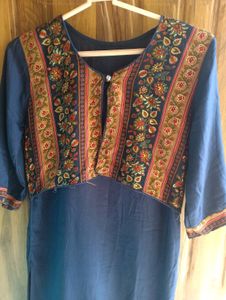 Solid navy blue colour kurti.