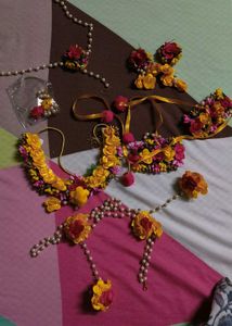 Haldi Floral Jewellery Complete Set