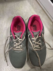 Skechers GoRun 400 Athletic Shoes