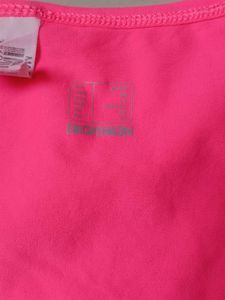 Decathlon t shirt