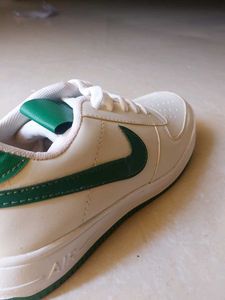 Nike Dunk Low Top Sneaker (1st Copy)