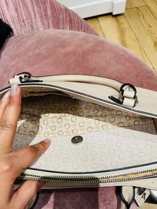Guess original beautiful handbag