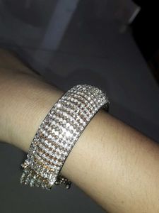 Sparkling Rhinestone Bangle