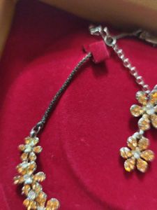 Peach Flower Necklace Set With Box