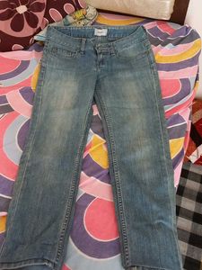 Levis Jeans For Women Size 28