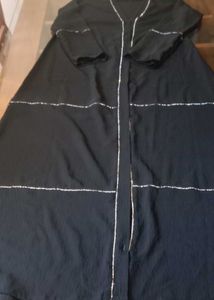 Stond Model Abaya