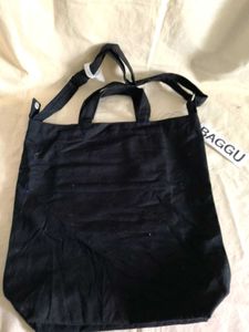 Black Shoulder Bag (Authentic)