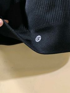 Urbanic Black Ribbed Sports Bra