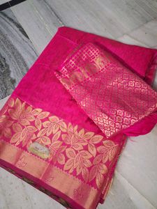 Pink &amp; Gold Silk Blend Saree