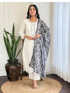 New/Unused Rayon Kurta Pant With Organza Dupatta