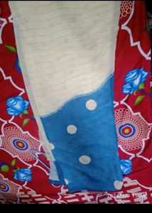 2 sarees Very Pretty With 1 Blouse Piece