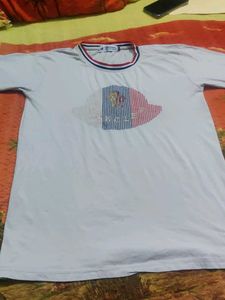 Mens Tshirt L Size