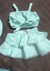 Cute 3-Piece Baby Girl Outfit