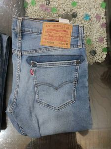 We Are Selling Levi&#39;s Pant ( Original)