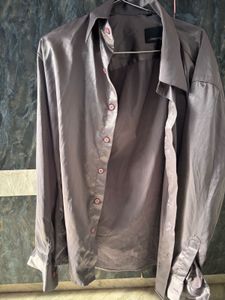 Elegant Button-Down Shirt