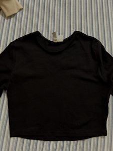 Plain Black Fitted Crop Top