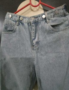 Highwaisted Light Blue Jeans