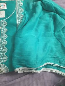 Jaam Cotton Suit With Reyon Bottom And Shiffon Dup