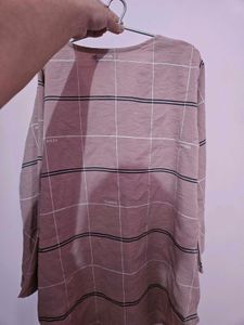 Stylish Checkered Tie-Up Top