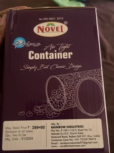 2 Air Tight Containers