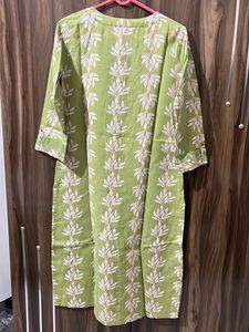 Fix Price Combo Of 3  Knee Length  Straight Kurti
