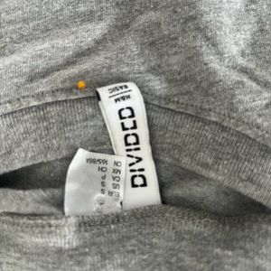 COMBO 2 TOPS H&amp;M CROP TOP AND Y2K BABY TEE