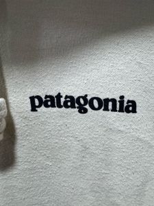 Patagonia P-6 Logo Uprisal White Baggy Hoodie