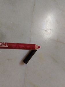 Glam 2 Pencil Lipstick Red Colour