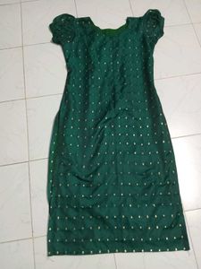 Emerald Green Kurti with Gold Accents