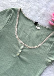H&amp;M Cottage Core Top