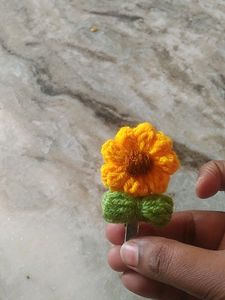 Sunflower Clip