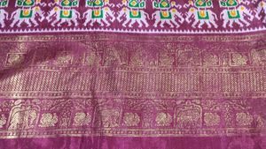 Beautiful Foil Print &amp; Ikat Prnt Saree With Blouse