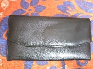 Black hand purse