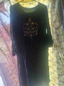 Embroidered Long Sleeve Top