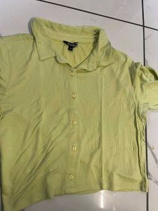 Zudio Collared Crop Shirt - Size M