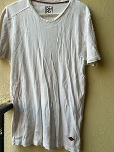v neck white cotton tshirt for men