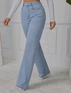 Wide Leg Light Wash Jeans