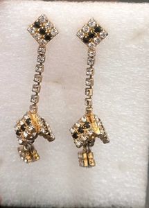 Gold Star Earrings