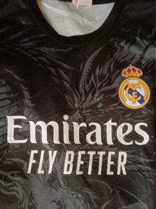 Real Madrid Graphic T-Shirt  size 26