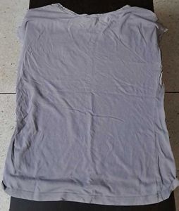 Stylish Grey Embroidered Women&#39;s T-Shirt