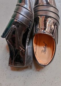Stylish Black Loafers
