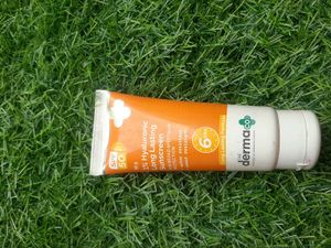 The Derma Co. SPF 50 Sunscreen