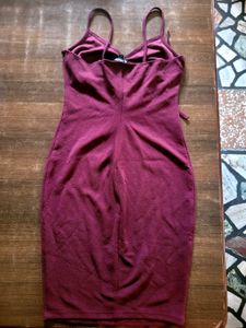 Veni Vidi Vici maroon bodycon dress