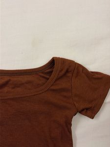 brown scoop neck baby tee