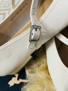Elegant White Ballerinas