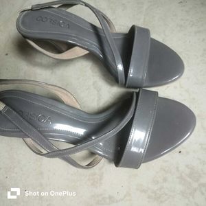 Corsica Grey chic Heels